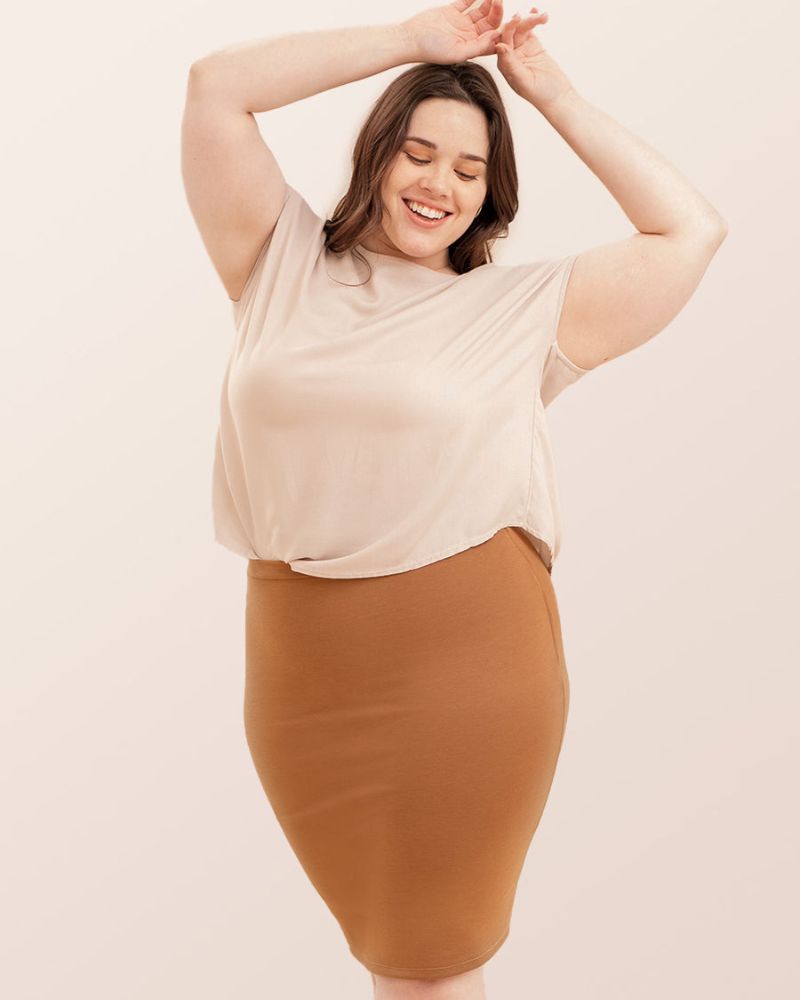 Seamless High-Waisted Shaping Shorts for a Smooth, Contoured Tummy
