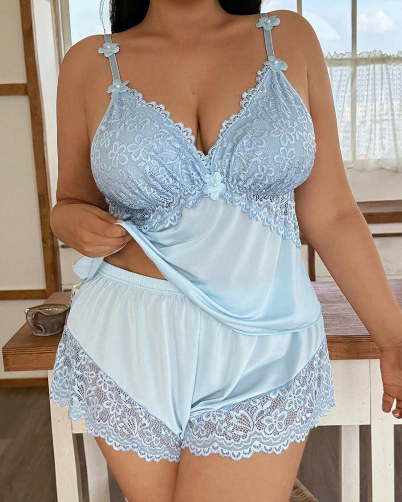 Luxurious Plus-Size Lace Satin Cami Pajama Set – Alluring 2-Piece Sleepwear for Women
