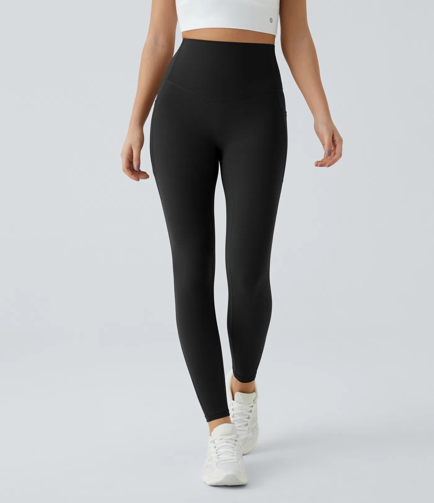 High-Waisted Tummy-Control Leggings with Side Pockets for Workouts