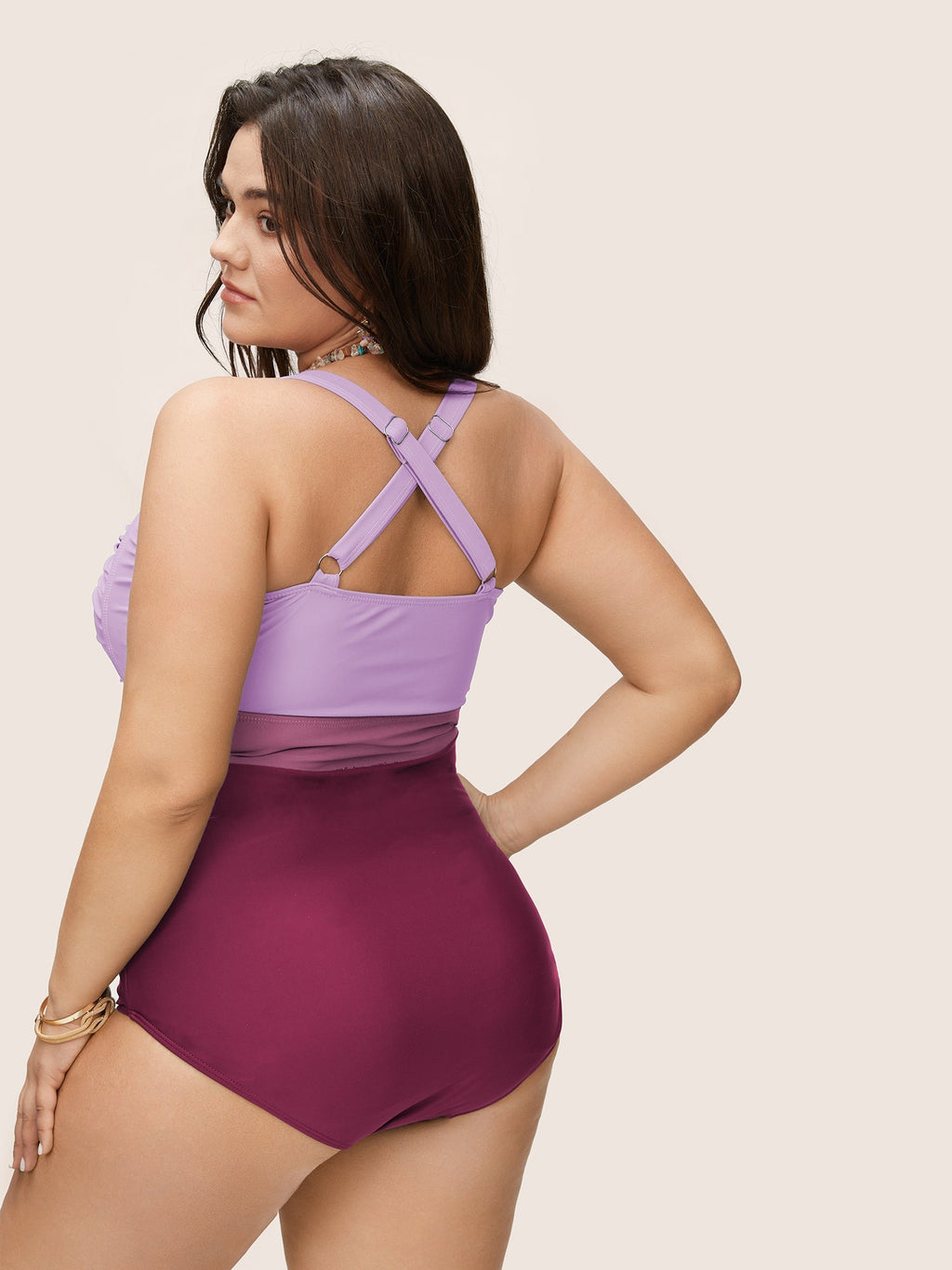 Figure-Flattering Contrast Twist-Front One-Piece Swimsuit with Tummy Control