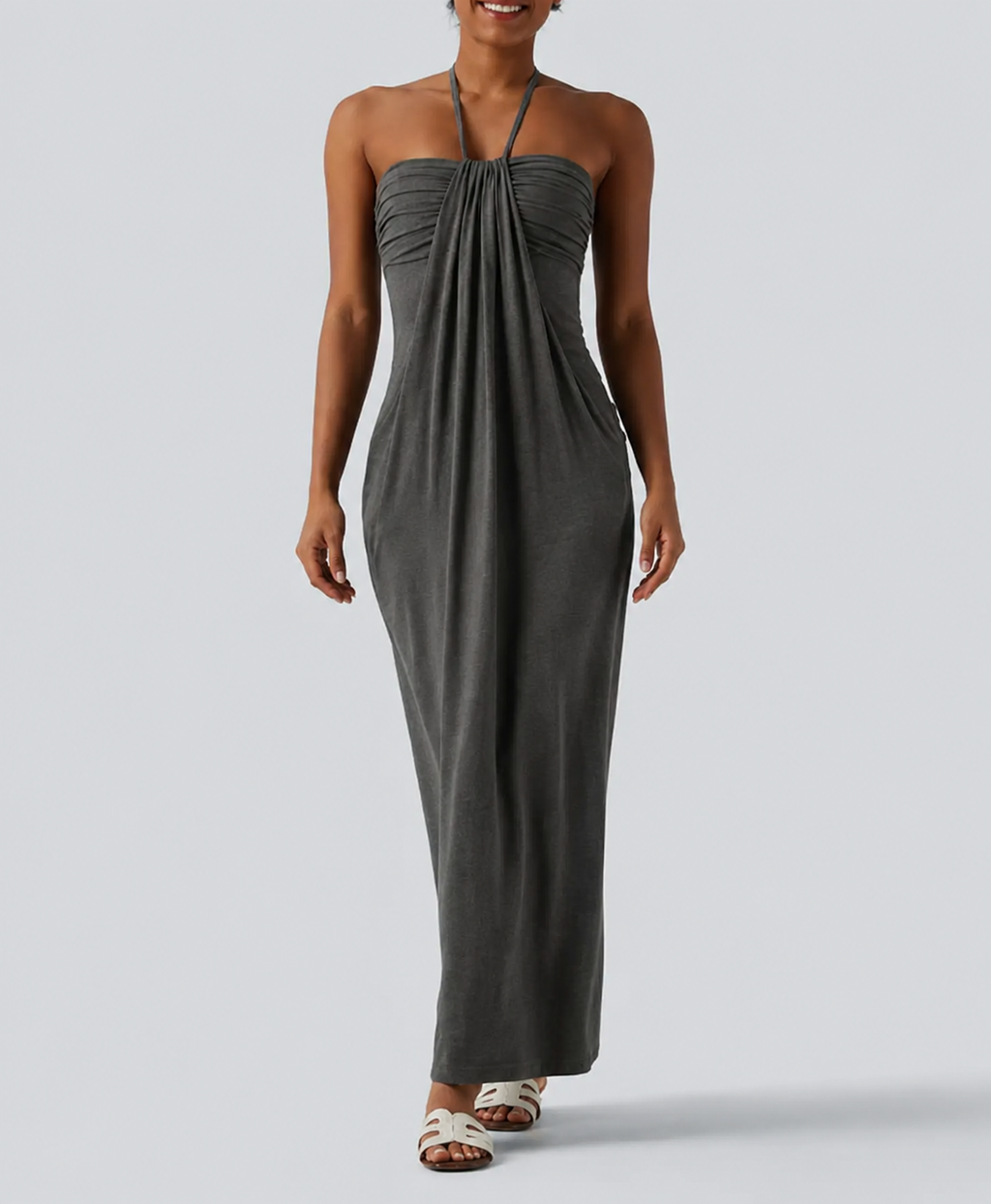 Chic Halter-Neck Maxi Dress with Adjustable Tie-Back and Convenient Side Pockets