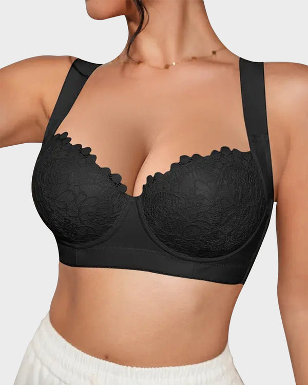 Luxurious Lace Push-Up Underwire Bra for a Flattering Silhouette