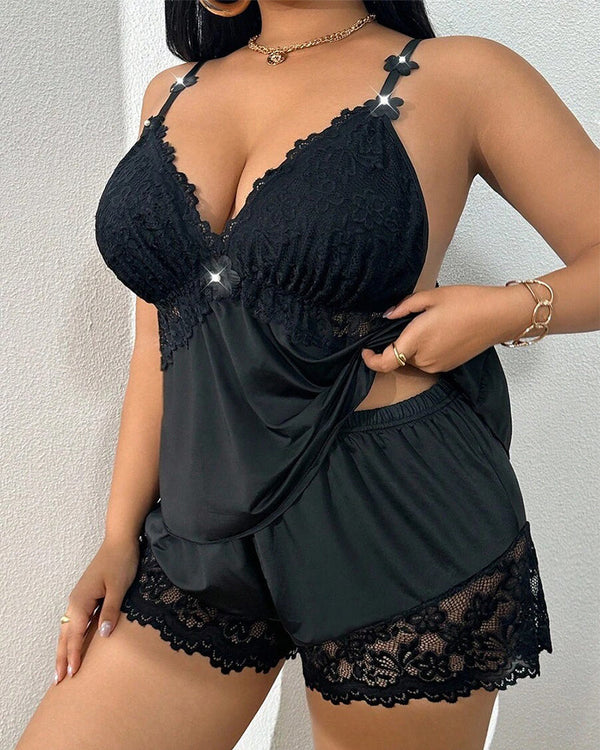 Luxurious Plus-Size Lace Satin Cami Pajama Set – Alluring 2-Piece Sleepwear for Women