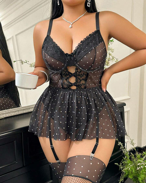 Alluring Plus-Size Sheer Lace & Mesh Nightie with Polka Dot Pattern for Women