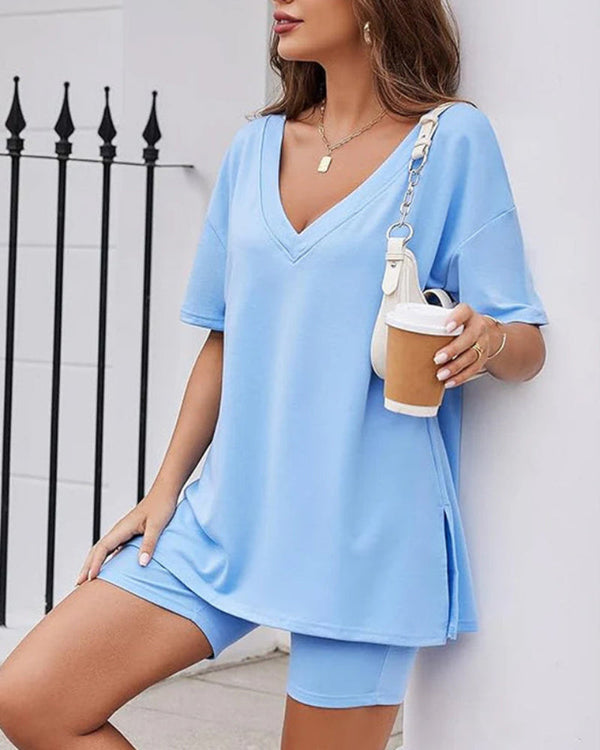 Casual 2-Piece Loungewear Set: Relaxed Oversized Top with Split Hem & Fitted Shorts