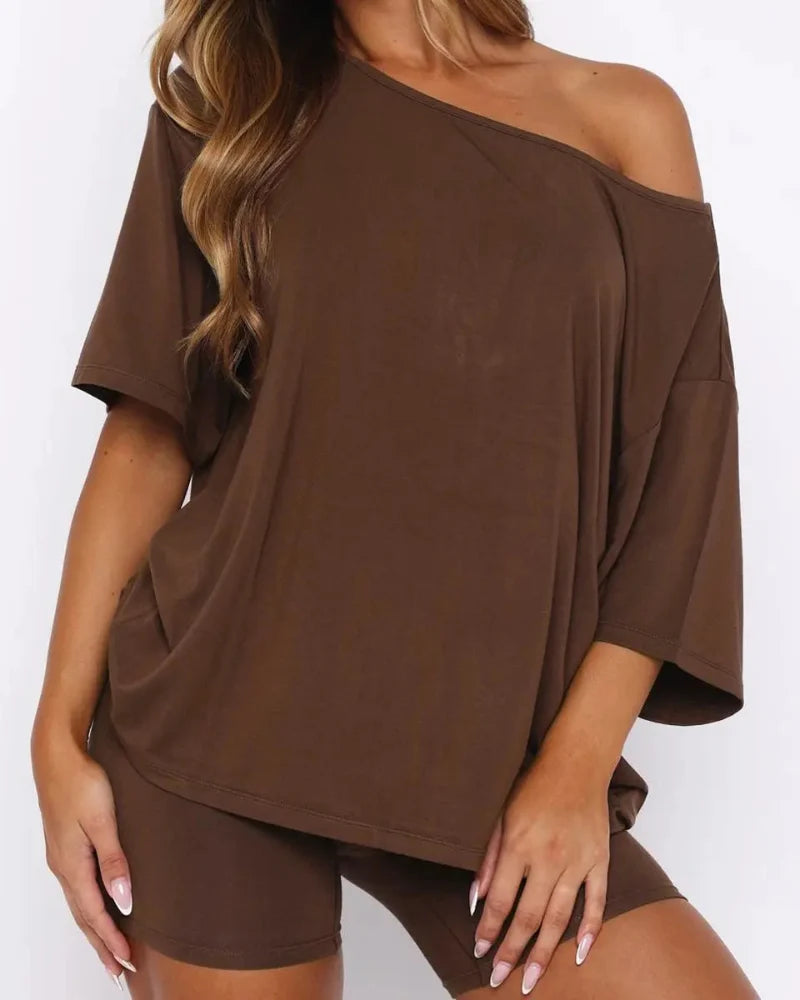 Women's Off-Shoulder Two-Piece Lounge Set - Cozy Top & Shorts Secondary image