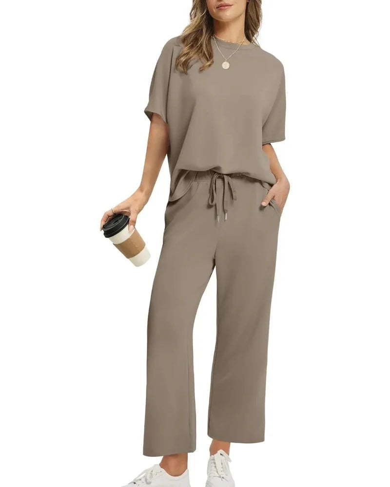 Women's 2-Piece Set: Relaxed Oversized Tee & Wide-Leg Pants for Effortless Summer Casual
