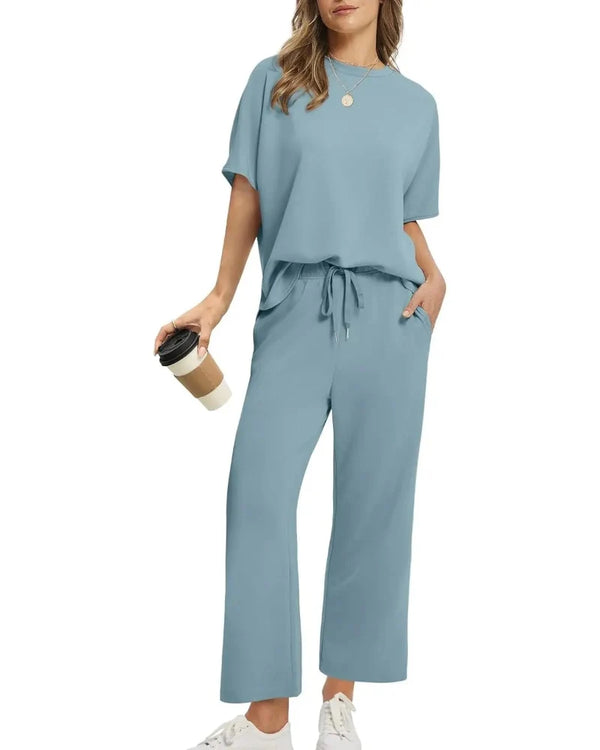 Women's 2-Piece Set: Relaxed Oversized Tee & Wide-Leg Pants for Effortless Summer Casual