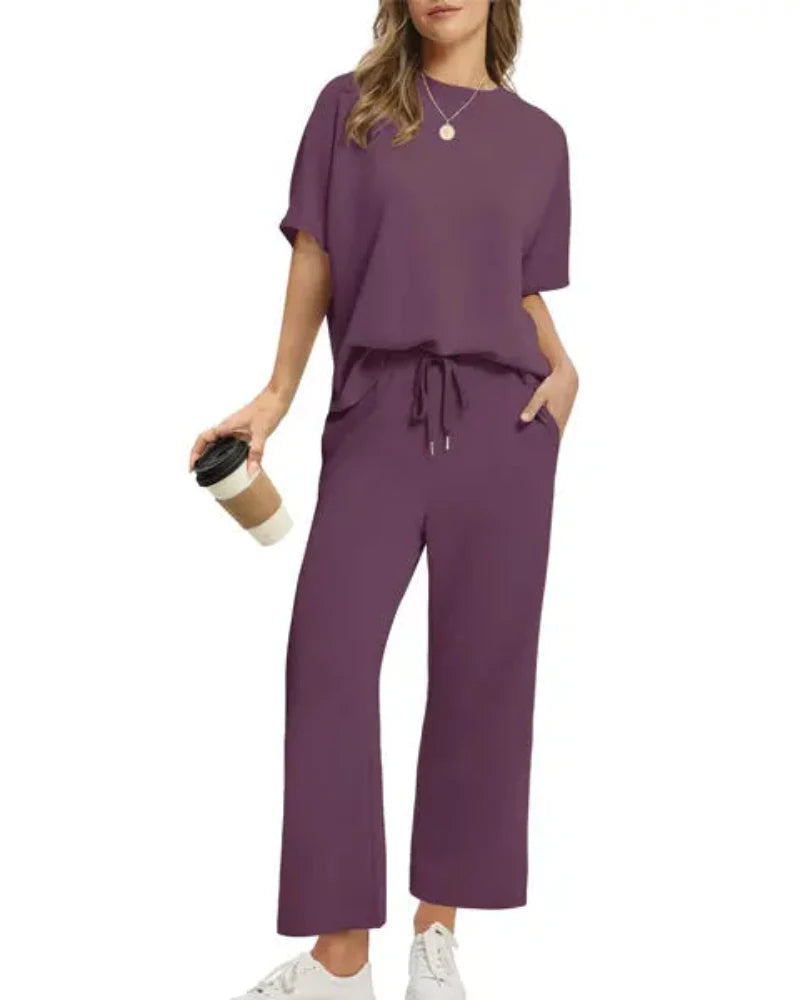 Women's 2-Piece Set: Relaxed Oversized Tee & Wide-Leg Pants for Effortless Summer Casual