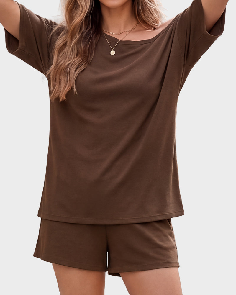 Women's Off-Shoulder Two-Piece Lounge Set - Cozy Top & Shorts