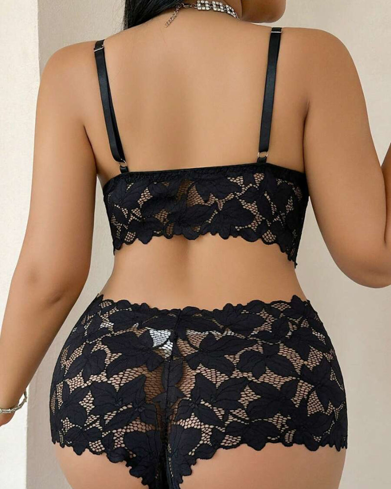 Plus Size Lace Lingerie Set - 2-Piece Sexy Sleepwear for Curves