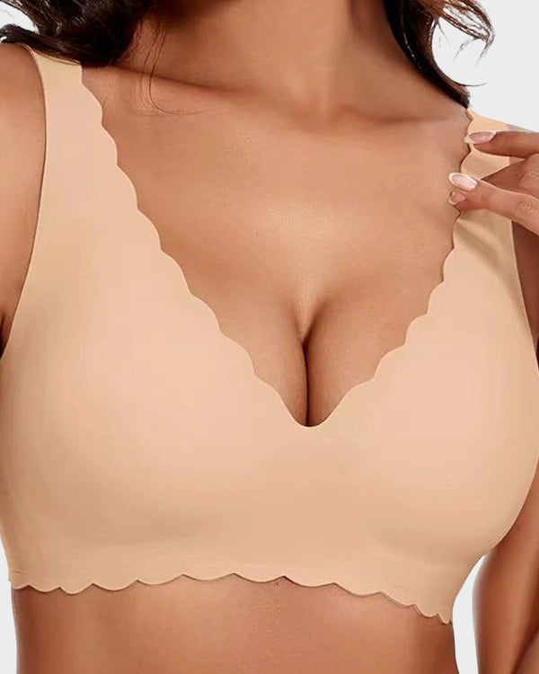 Deep-V Seamless Scalloped Wireless Lift Bra for a Flattering, Uplifted Silhouette