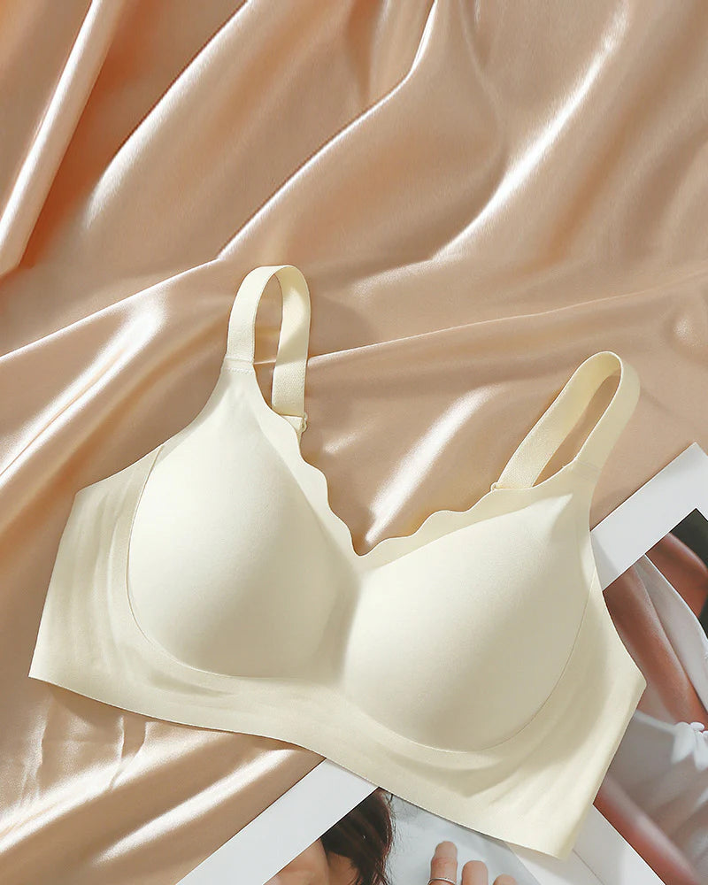 All-Day Comfort Seamless Smoothing Push-Up Bra for a Flawless Silhouette